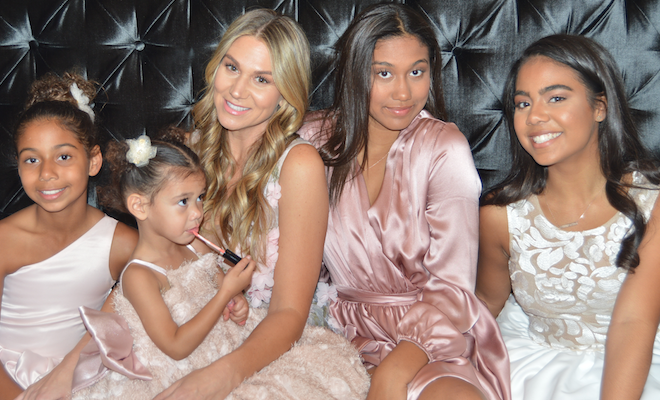 Lindsay Faulk and her 4 Daughters (Farrah, Presley, Brooklyn & Gia)