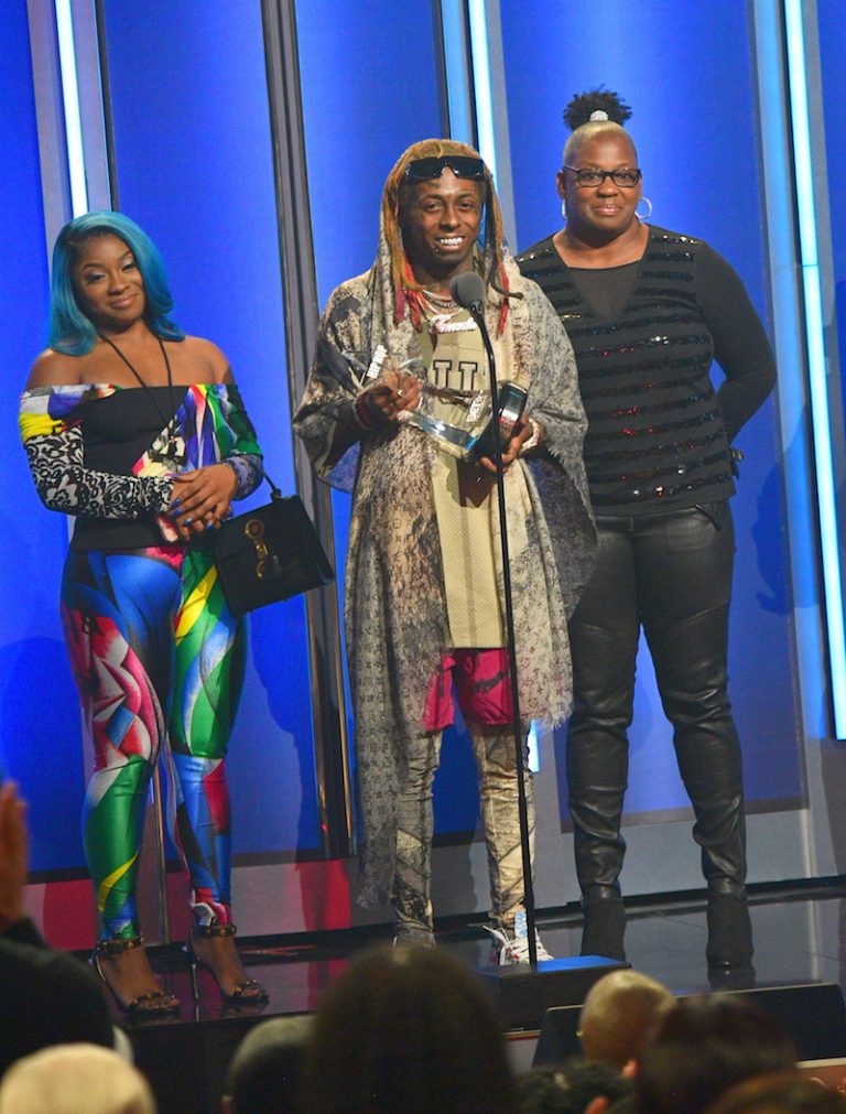 5 Times Lil Wayne Looked Like Your Over-Dressed Auntie At The Family